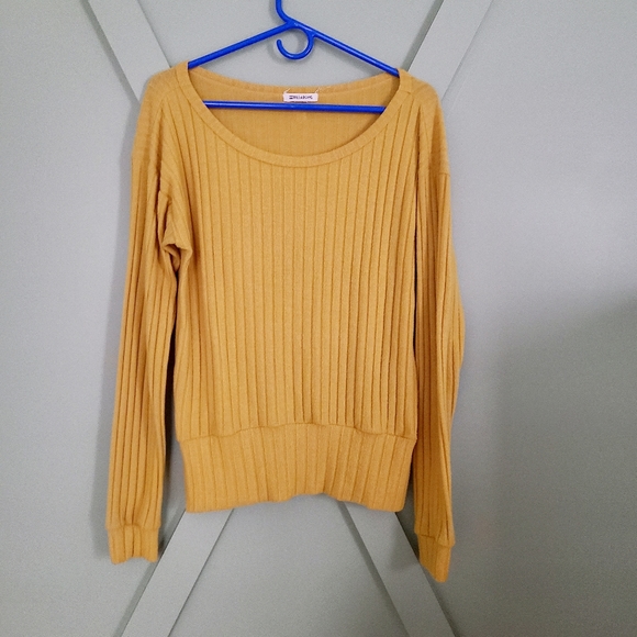Billabong mustard color sweater - Picture 1 of 4